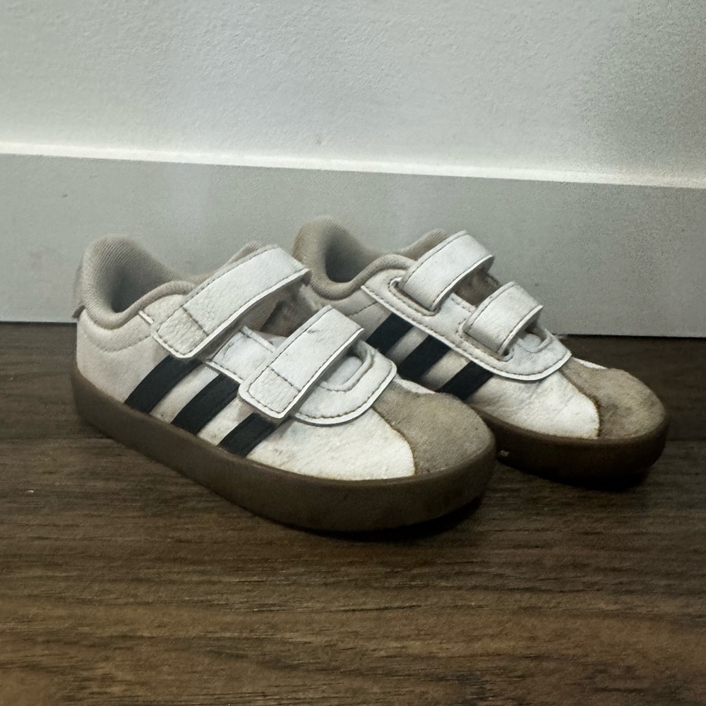 Adidas Kids White and Black Sneakers 9c good condition